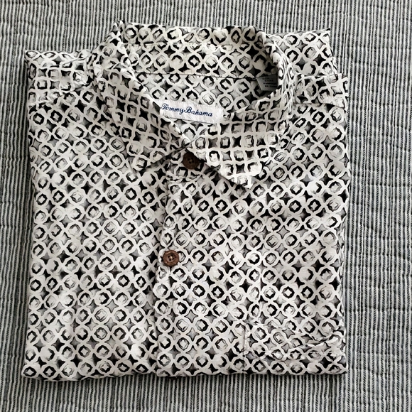 Tommy Bahama Other - Tommy Bahama White Shirt with Black Geometric Print